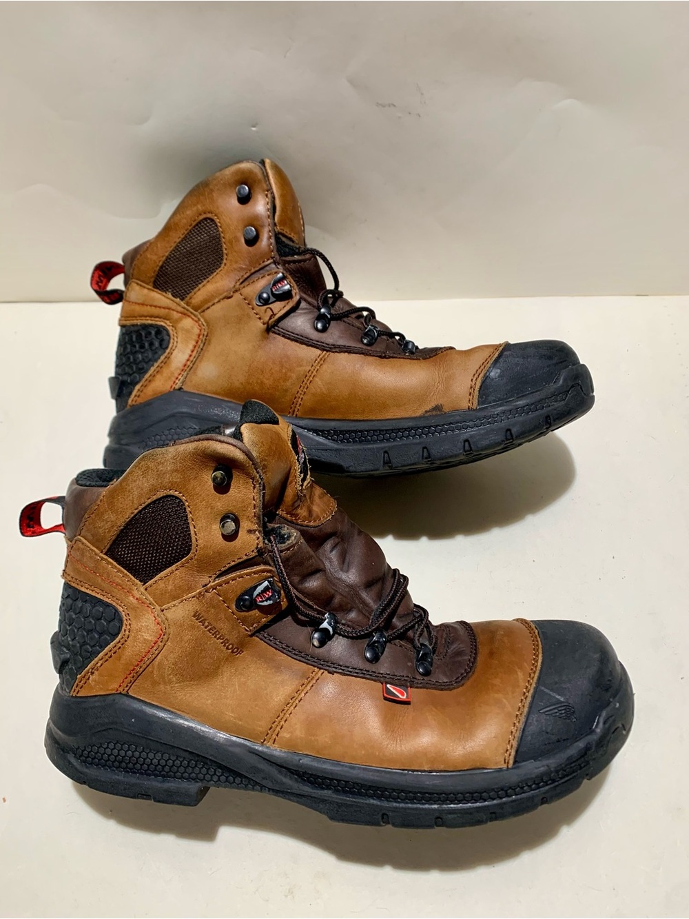 Men’s Red Wing CRV #2436 6” Waterproof Industrial Boots Size 10.5